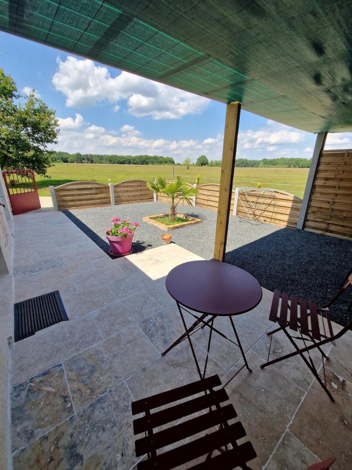 A La Campagne Au Calme Holiday home